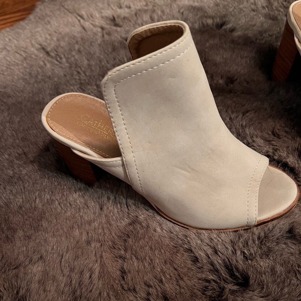 Catherine Malandrino Heeled Booties - Picture 7 of 7
